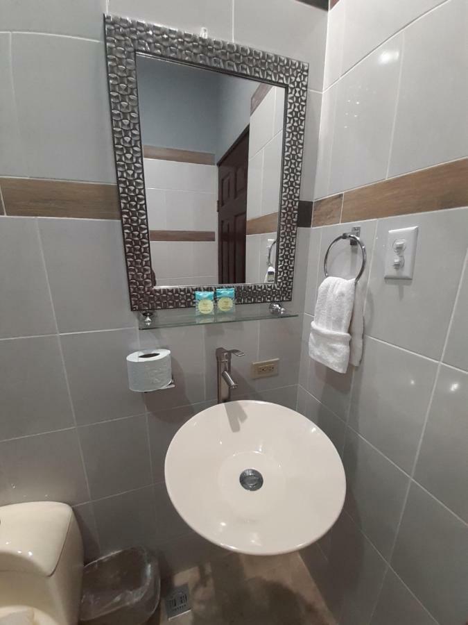 Maya Bella Downtown Hotel Сан-Игнасио Экстерьер фото